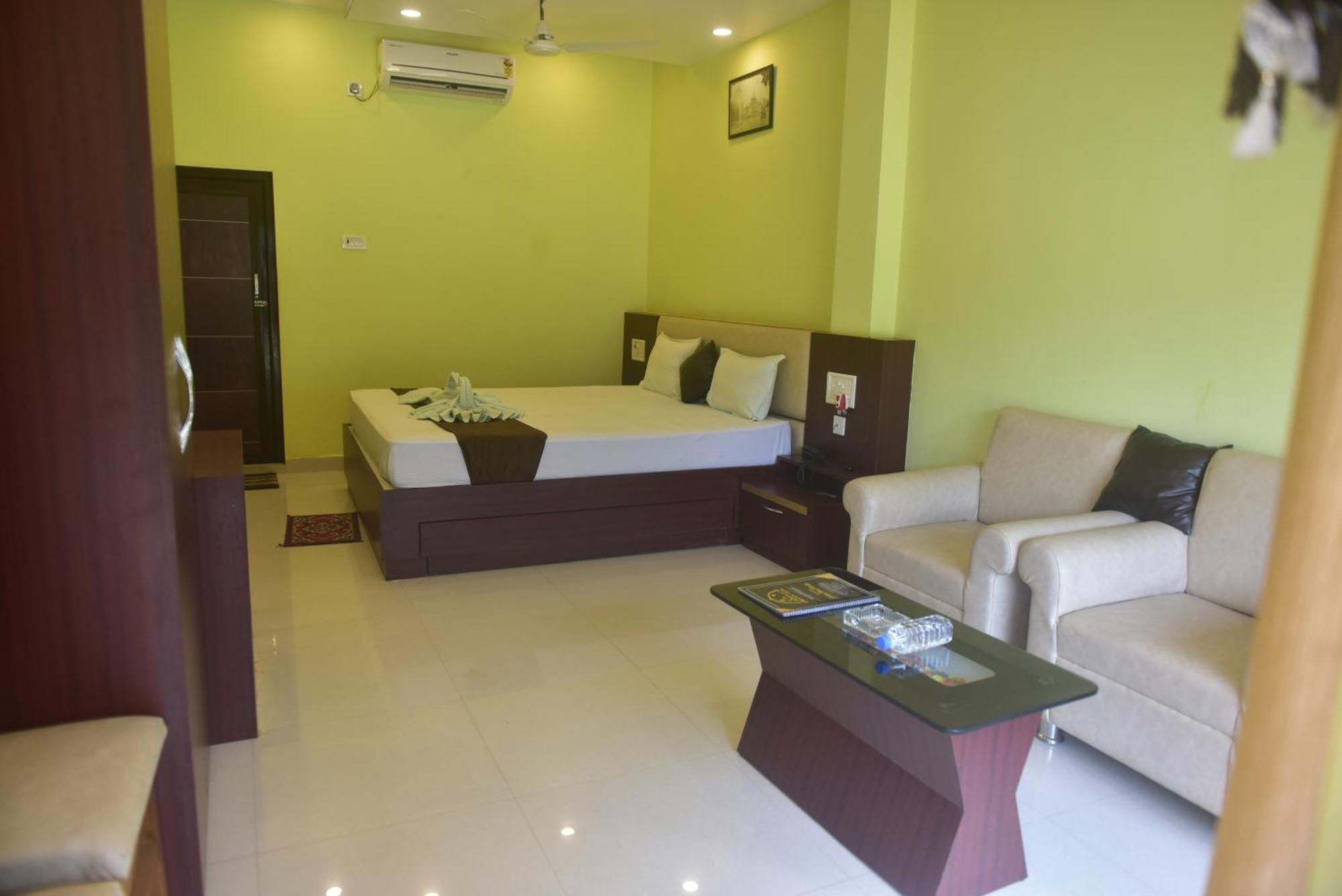 Golden View Resort And Restaurant Tajpur ภายนอก รูปภาพ