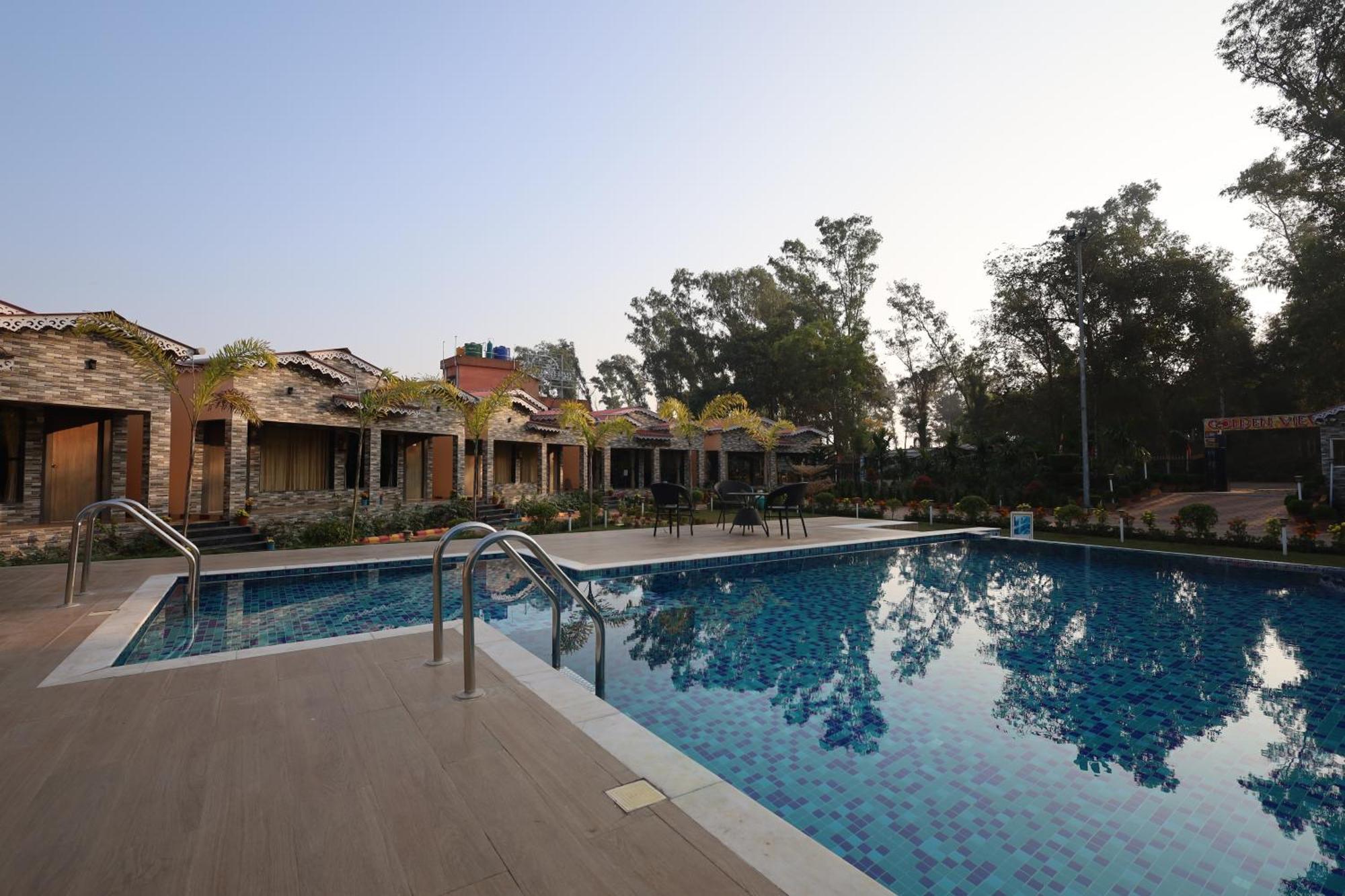 Golden View Resort And Restaurant Tajpur ภายนอก รูปภาพ